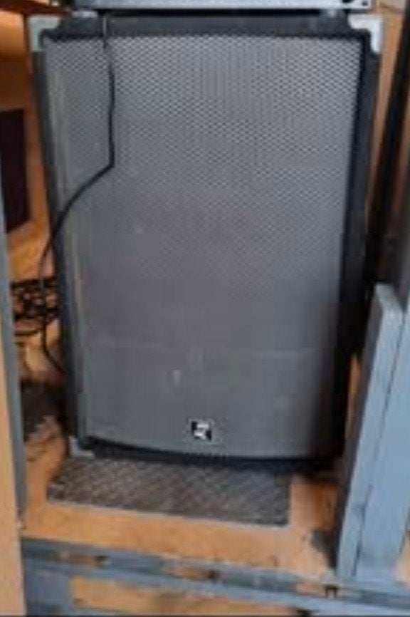 Caisson de basses electro Voice G118 Gladiator 18, Enceinte portable, Comme neuf, Enlèvement, Entrée AUX