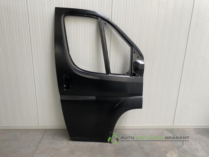 Portière 4portes avant droite d'un Fiat Ducato, -, 3 mois de garantie, Utilisé, Porte