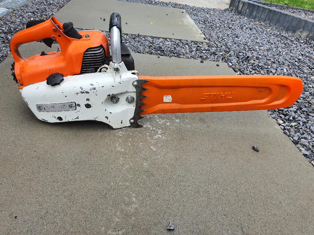 Stihl 08s Scie à chaîne professionnelle robuste très confort, Jardin & Terrasse, Enlèvement, Comme neuf, Scie à arbre, Stilh