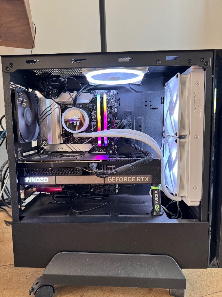 RTX 5090 te koop, Ophalen, GDDR6, Zo goed als nieuw, HDMI