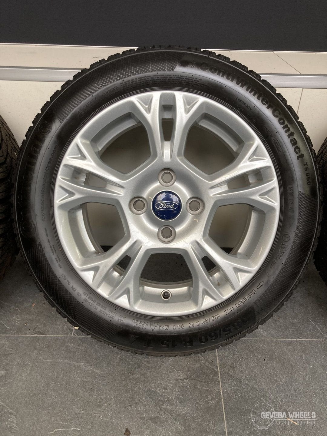 15” originele Ford Fiesta MK5 MK6 velgen winterbanden 4x108, Auto-onderdelen, Gebruikt, 15 inch, -, -