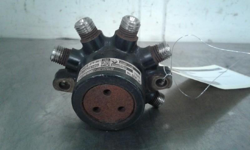 INJECTIEGALERIJ Renault Clio II Societe (SB), Gebruikt, Renault