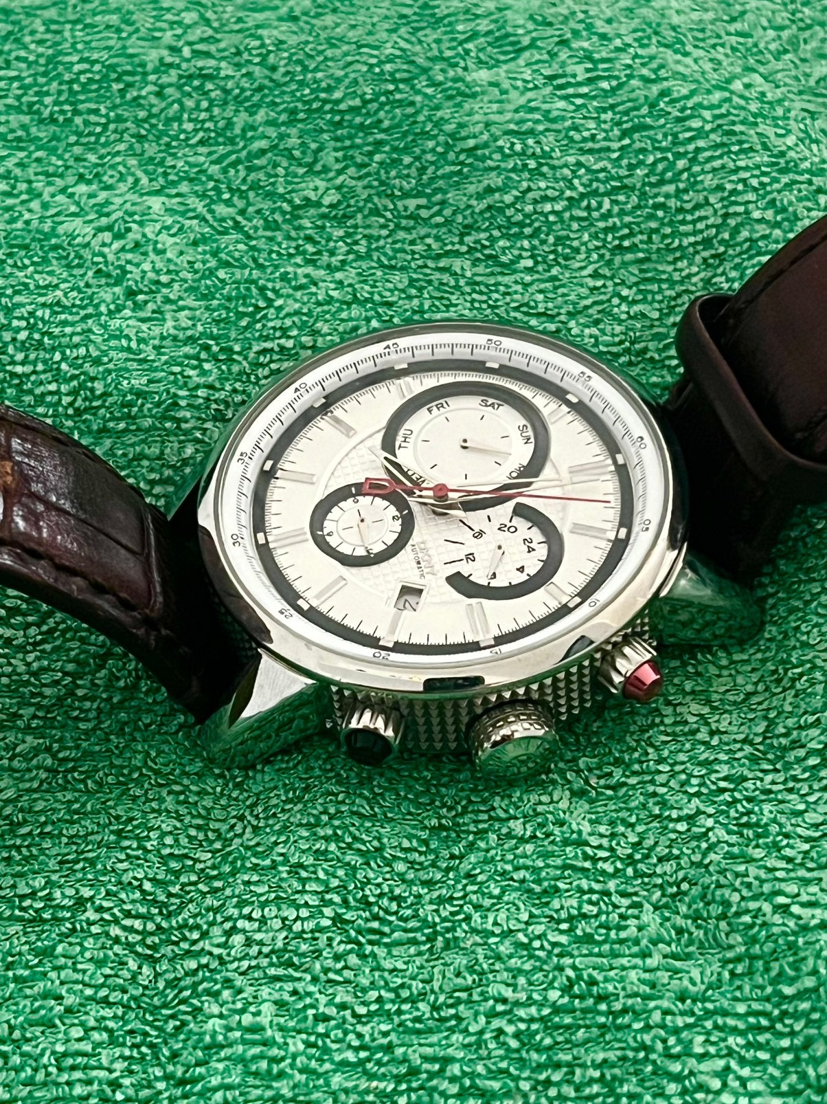 DKNY horloge, Ophalen, Zo goed als nieuw