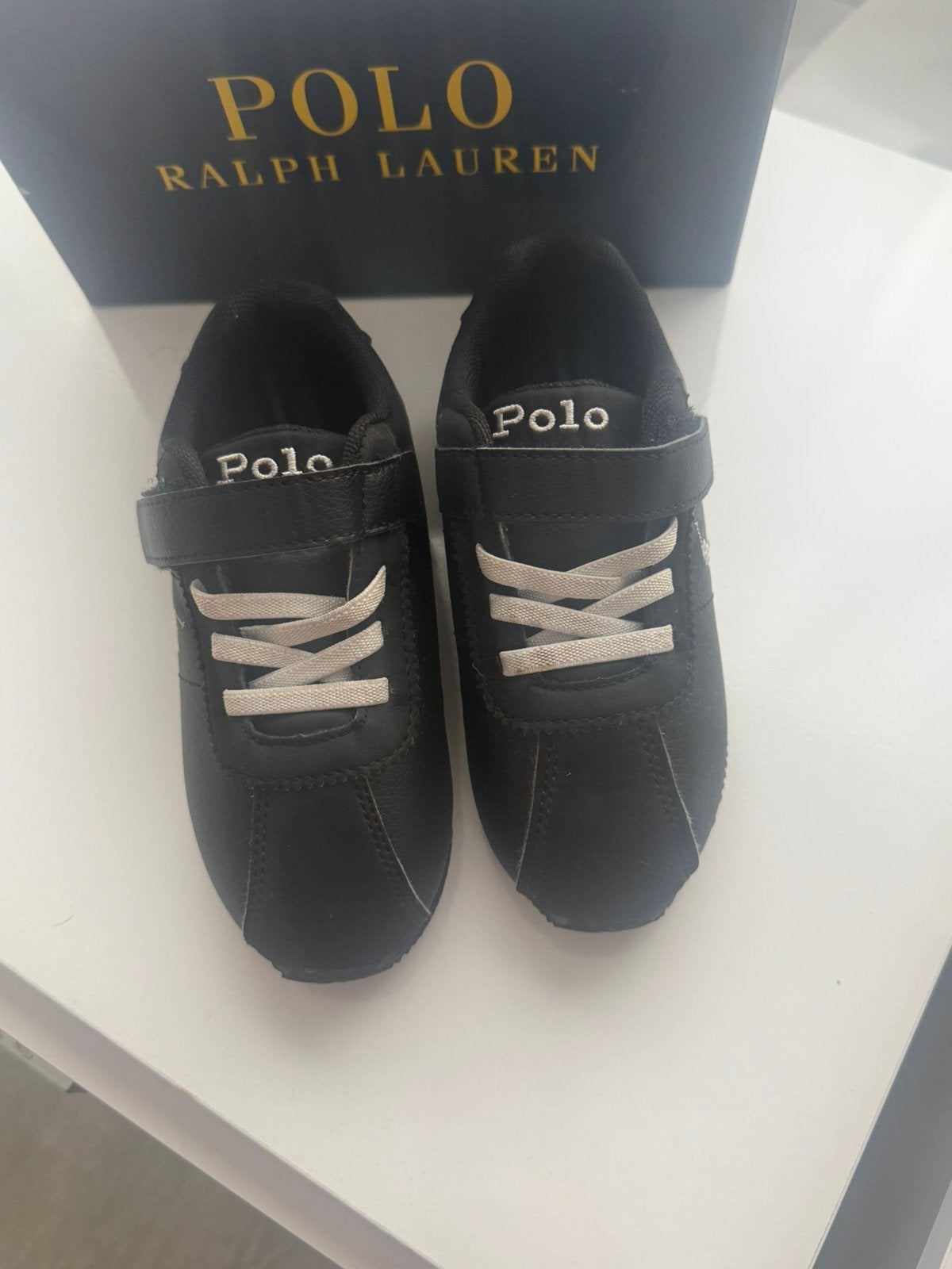 Chaussures pour garçons Paulo, nouveau son étiquette, Enfants & Bébés, Enlèvement, Comme neuf, Garçon