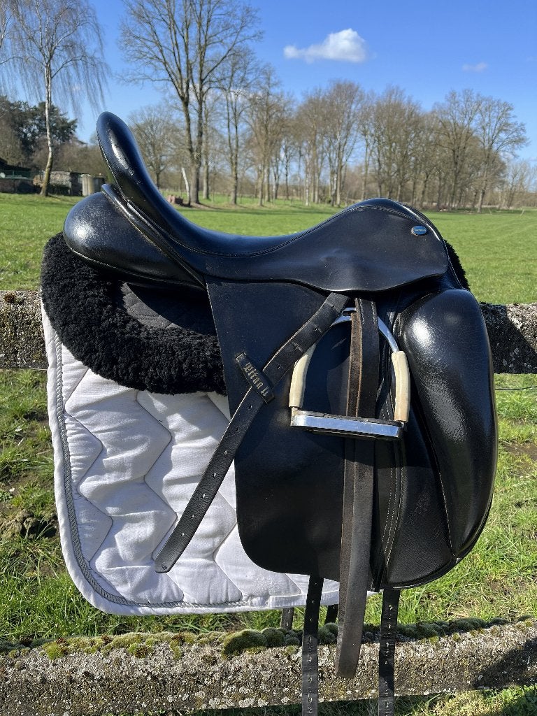 Dressuurzadel Euroriding Tristan 2, Dieren en Toebehoren, Ophalen, Gebruikt, Dressuur, Diepe zit