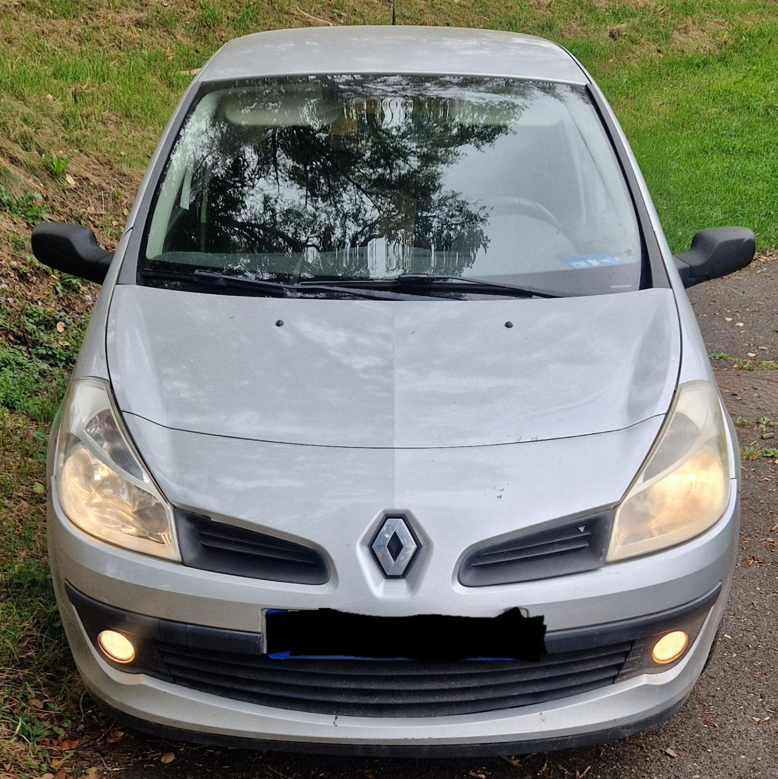 Renault Clio 3, Autos, Argent ou Gris, Achat, Boîte manuelle, Noir