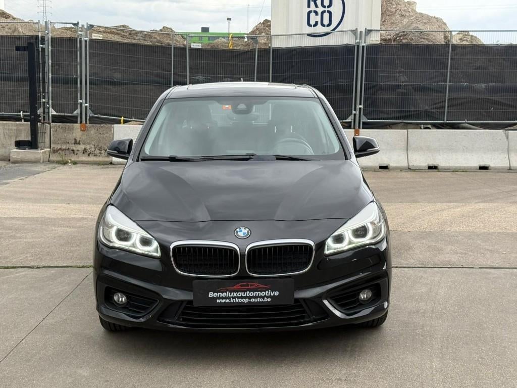 BMW 218i Active Tourer Automaat Benzine –Topstaat!, Auto's, Stof, Euro 6, Zwart, 2 Reeks Active Tourer