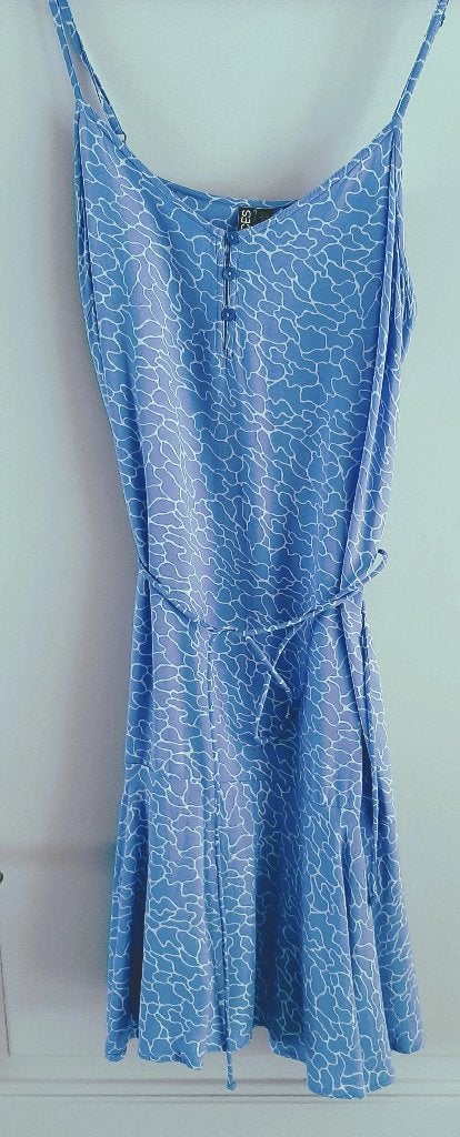 Te koop: Mooi licht blauw  zomerjurkje, "Comme ça", L., Kleding | Dames, Ophalen, Blauw, Maat 42/44 (L), Knielengte