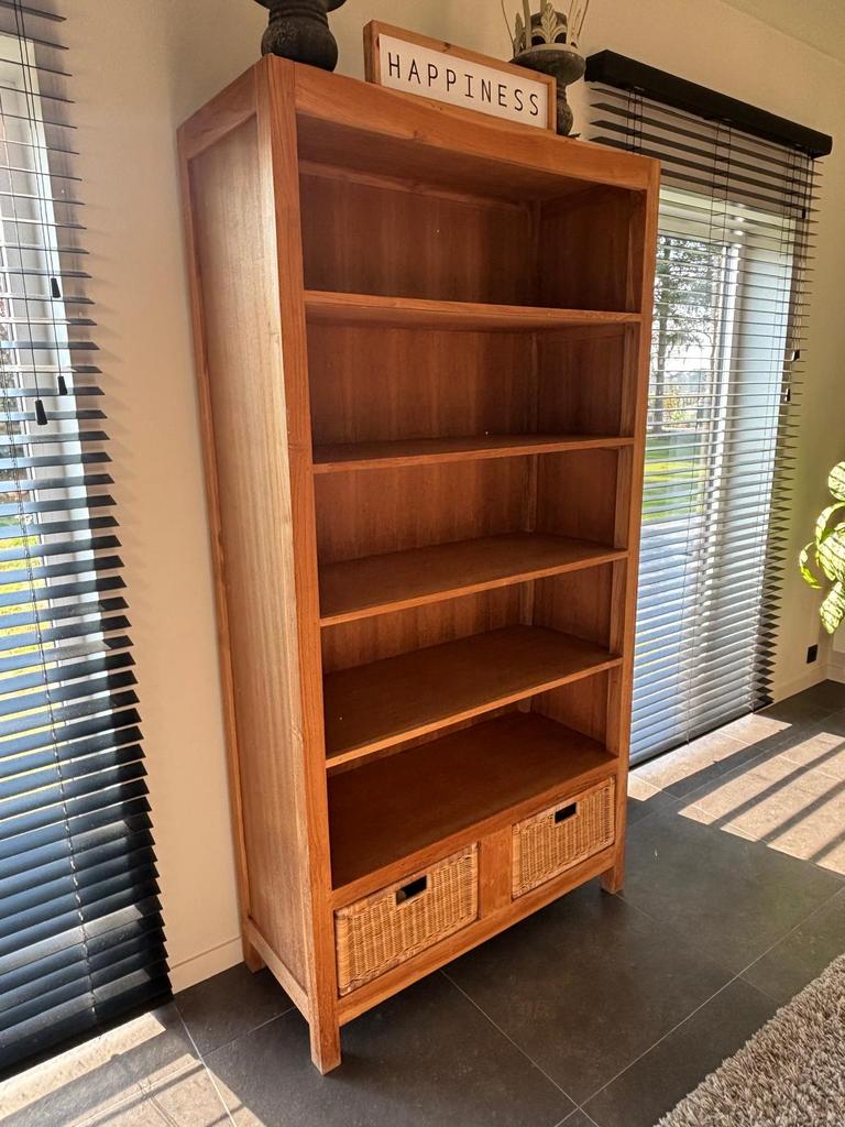 Teak kast, Ophalen, Zo goed als nieuw