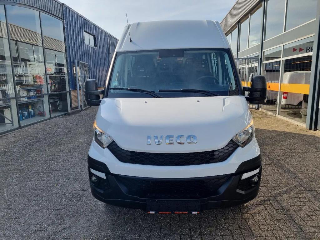 Iveco Daily 50C17/ L4H2 MAXI/ DC / 6 Zitplaatsen/ EURO 6, Auto's, Bestelwagens en Lichte vracht, 3010 kg, Achterwielaandrijving