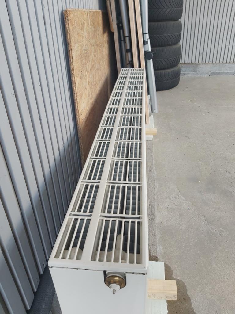Radiator Stelrad, Doe-het-zelf en Bouw, Verwarming en Radiatoren, Ophalen
