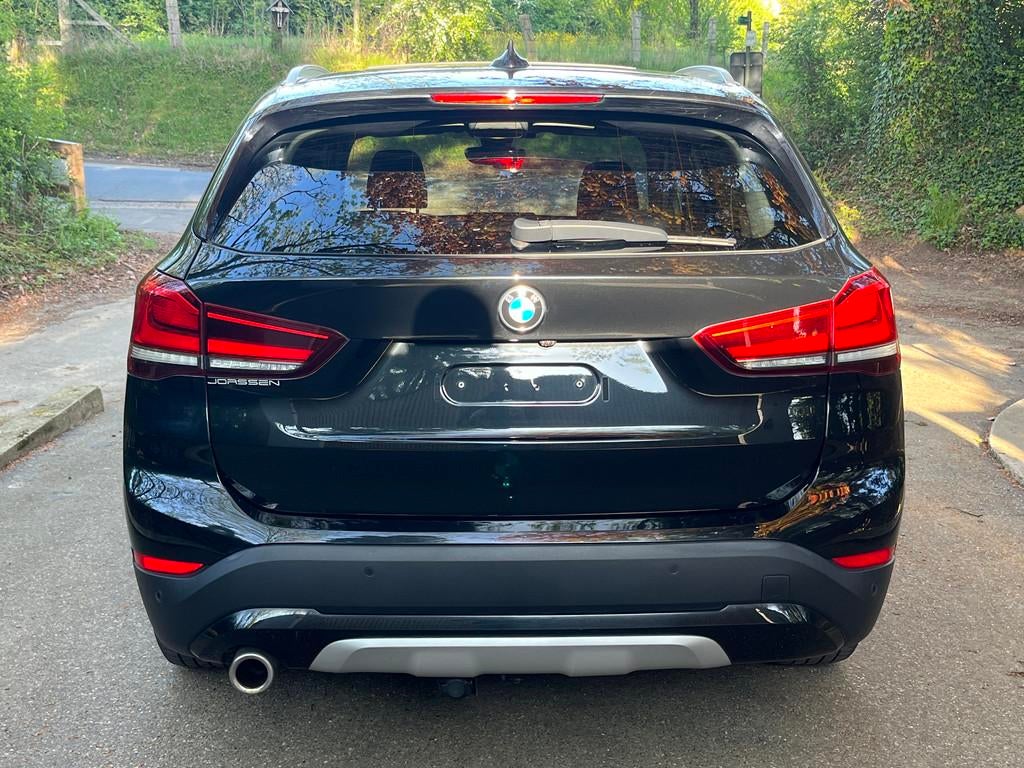 BMW X1 1.8 Facelift-Pano-Keyless-Prof-Led-Memory-Cam19", Auto's, Gebruikt, Zwart, Leder, Bedrijf