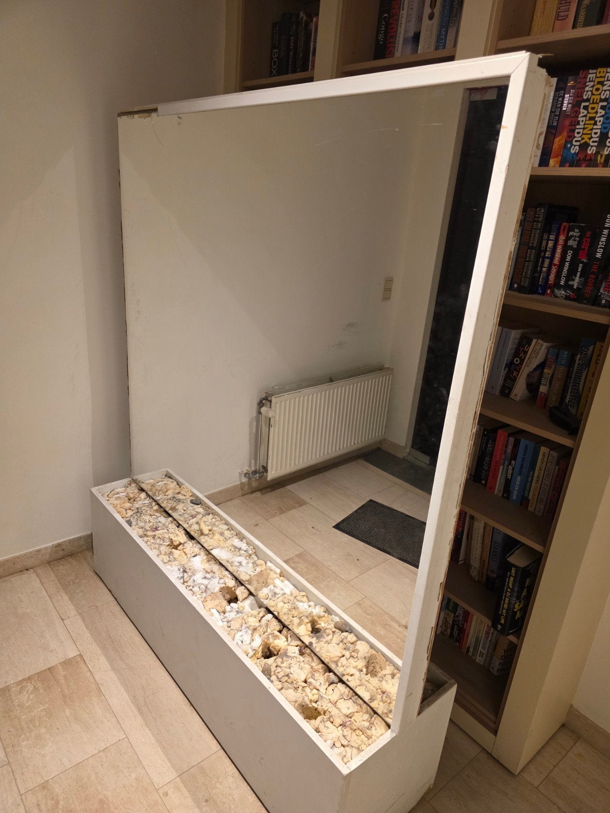Spiegel in bak op wieltjes, Huis en Inrichting, Ophalen, Gebruikt, 100 tot 150 cm, 125 cm of meer