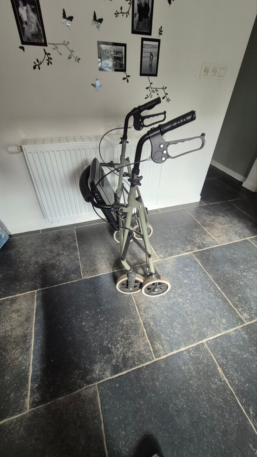 opvouwbare Rollator licht gewicht nieuwprijs 149euro, Ophalen of Verzenden, Lichtgewicht