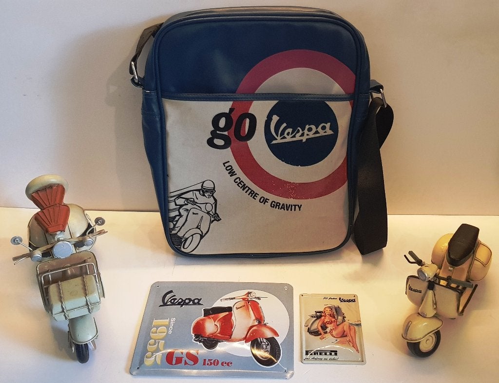 Een leuk lot van Vespa gerelateerde decoratie items, Verzenden, Nieuw, Overige typen