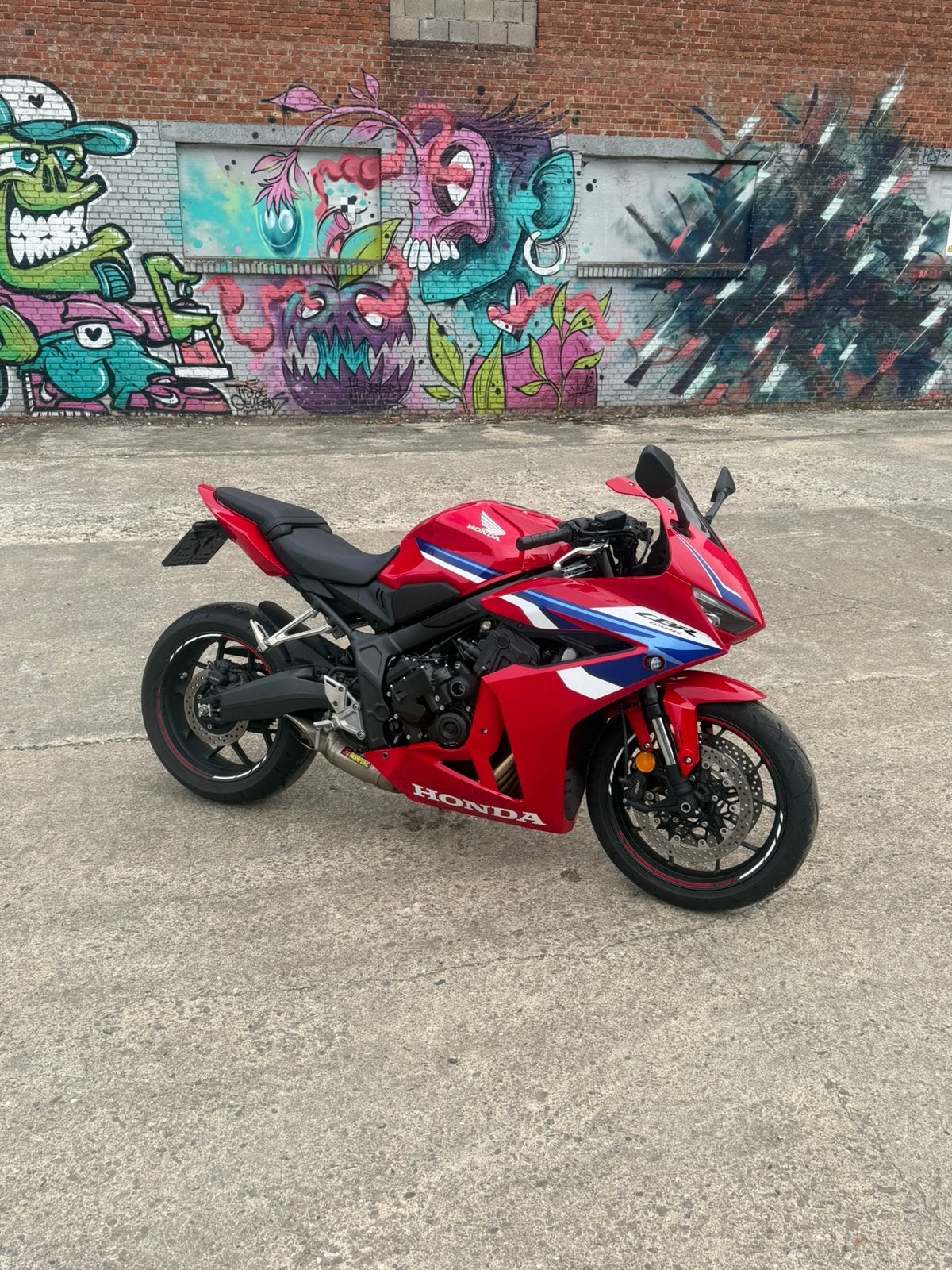 Honda Cbr650r A2 Akrapovic, Motoren, Occasion, 4 cilinders, 649 cc, Traction Control