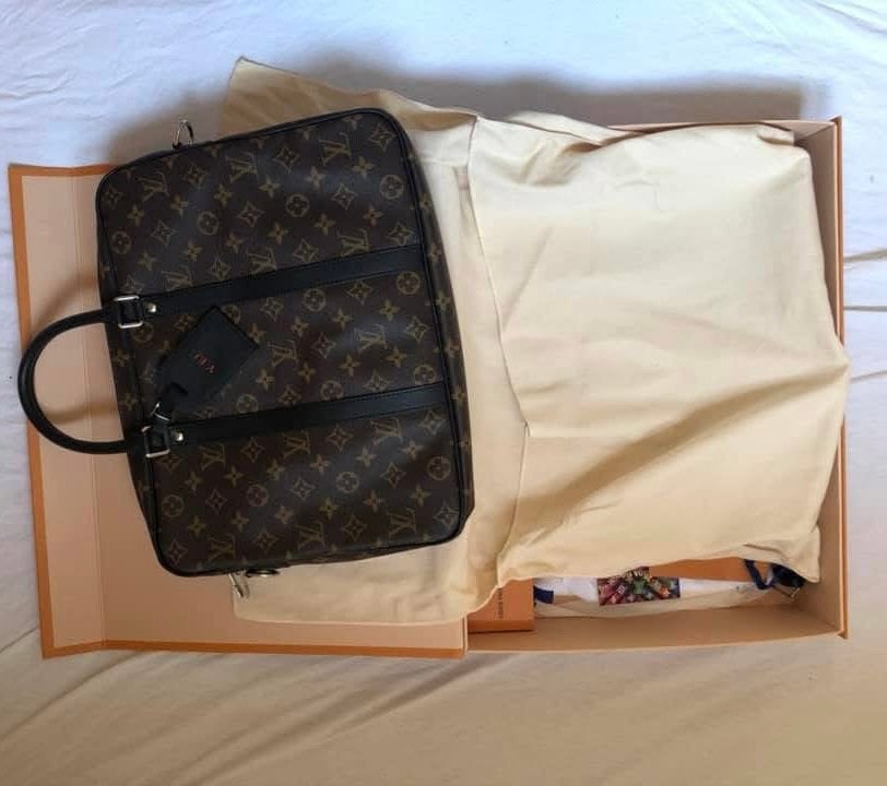 Louis Vuitton tas porte documents, Enlèvement, Comme neuf
