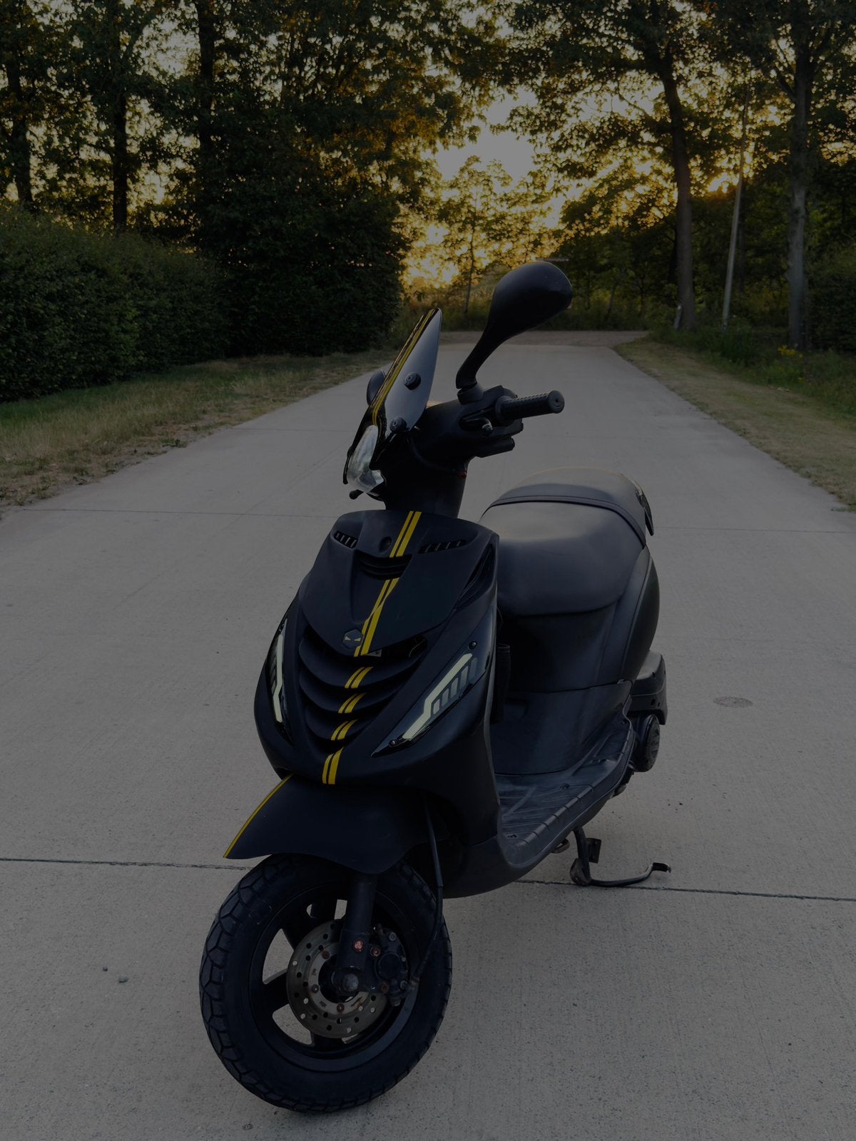 Piaggio Zip iGET 50cc 2018/Échappementsportpersonnalisé+300€, Vélos & Vélomoteurs, Zip, Comme neuf, Enlèvement, Classe A (25 km/h)