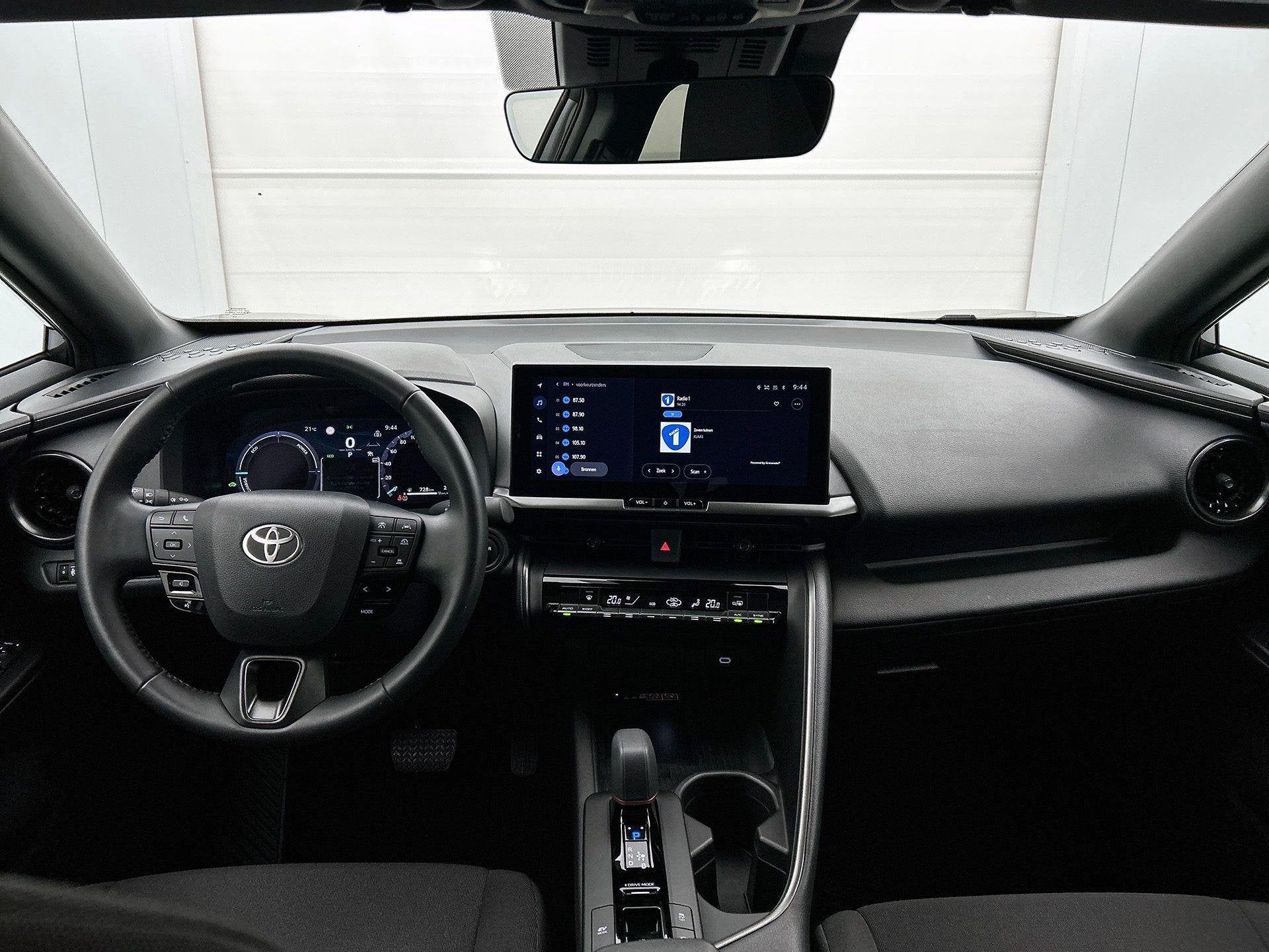 Toyota C-HR 1.8 Hybrid Dynamic Plus Mono-Tone E-CVT, Autos, Achat, 725 kg, Entreprise, 5 portes