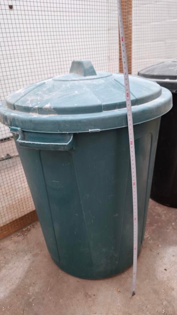 Groene en zwarte ton, goede staat maar te kuisen, Enlèvement