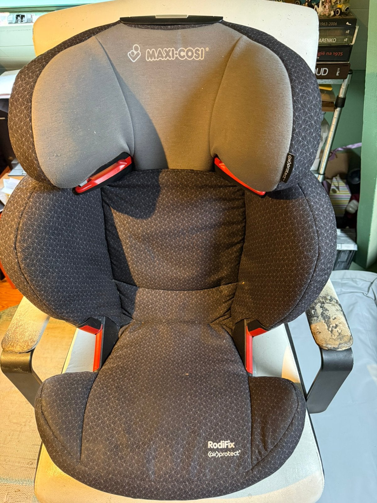 Maxi-Cosi RodiFix AirProtect autostoel in zwart/grijs., Kinderen en Baby's, Ophalen, Zijbescherming, Zo goed als nieuw, Isofix