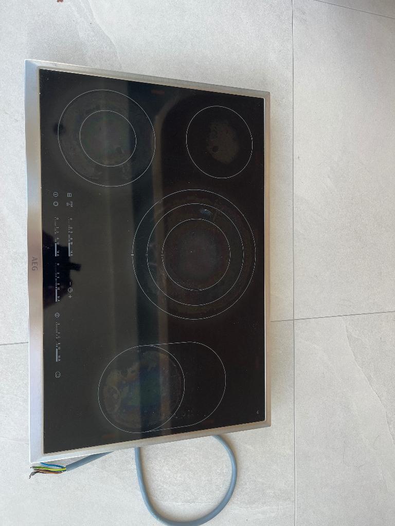 Elektrisch kookvuur AEG, Elektronische apparatuur, Ophalen, Gebruikt, 4 kookzones, Inbouw