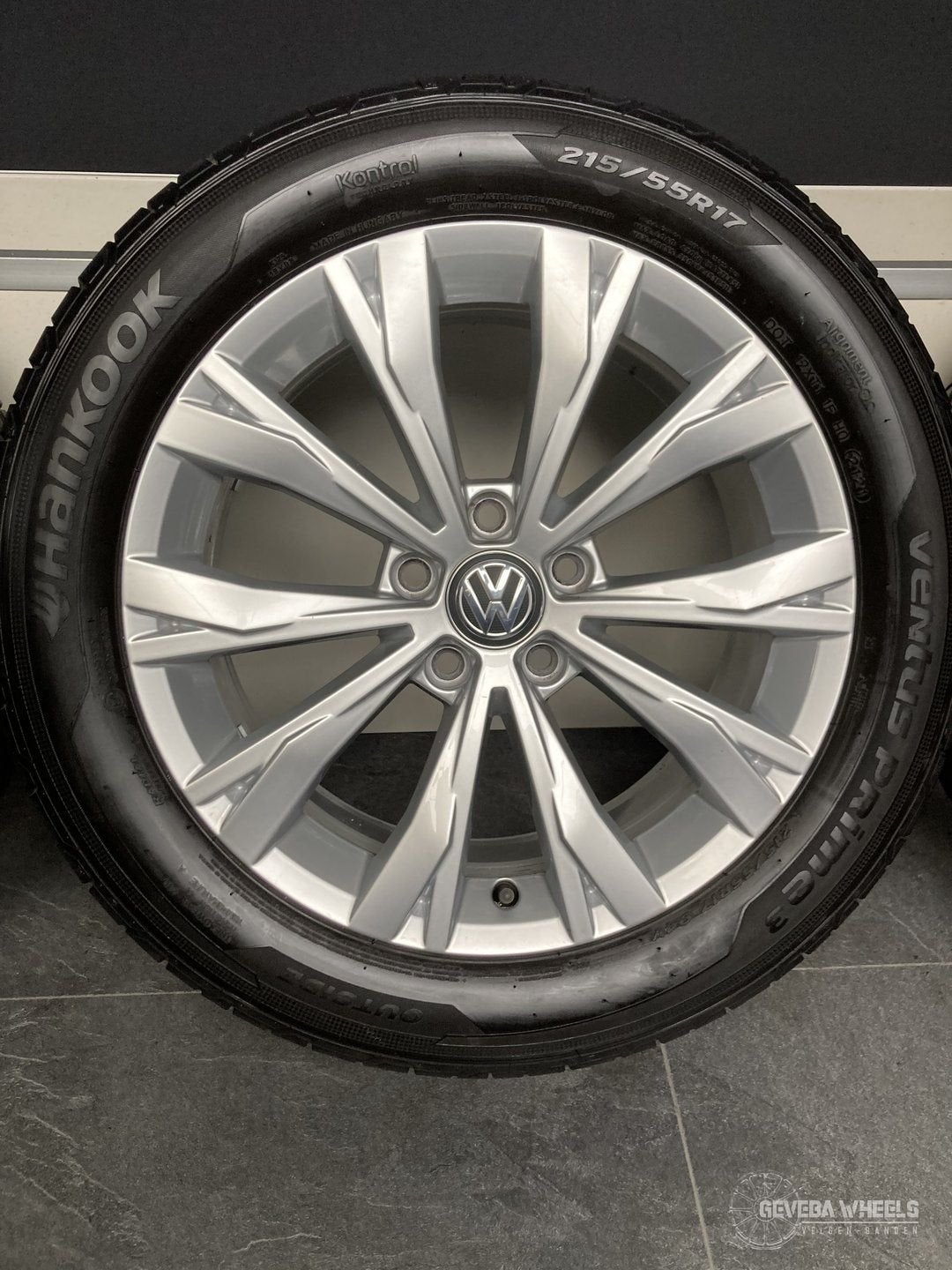 17” originele Volkswagen Passat B7 B8 velgen + banden 5x112, Autos : Pièces & Accessoires, Pneus et Jantes, 215 mm, Véhicule de tourisme