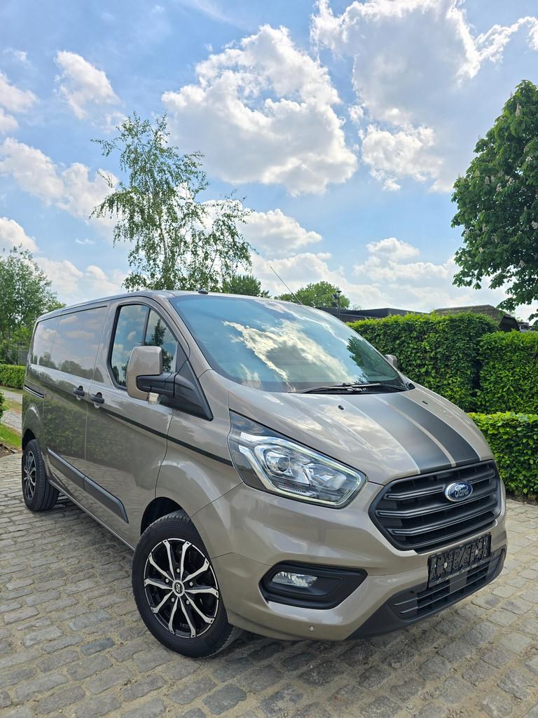 Ford Transit Custom, Argent ou Gris, Achat, Euro 6, Entreprise