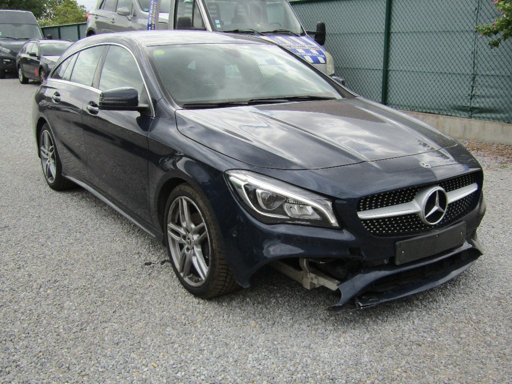 Mercedes CLA 180 d Amg Pack, Auto's, Mercedes-Benz, CLA, Stof, 4 cilinders, 110 g/km