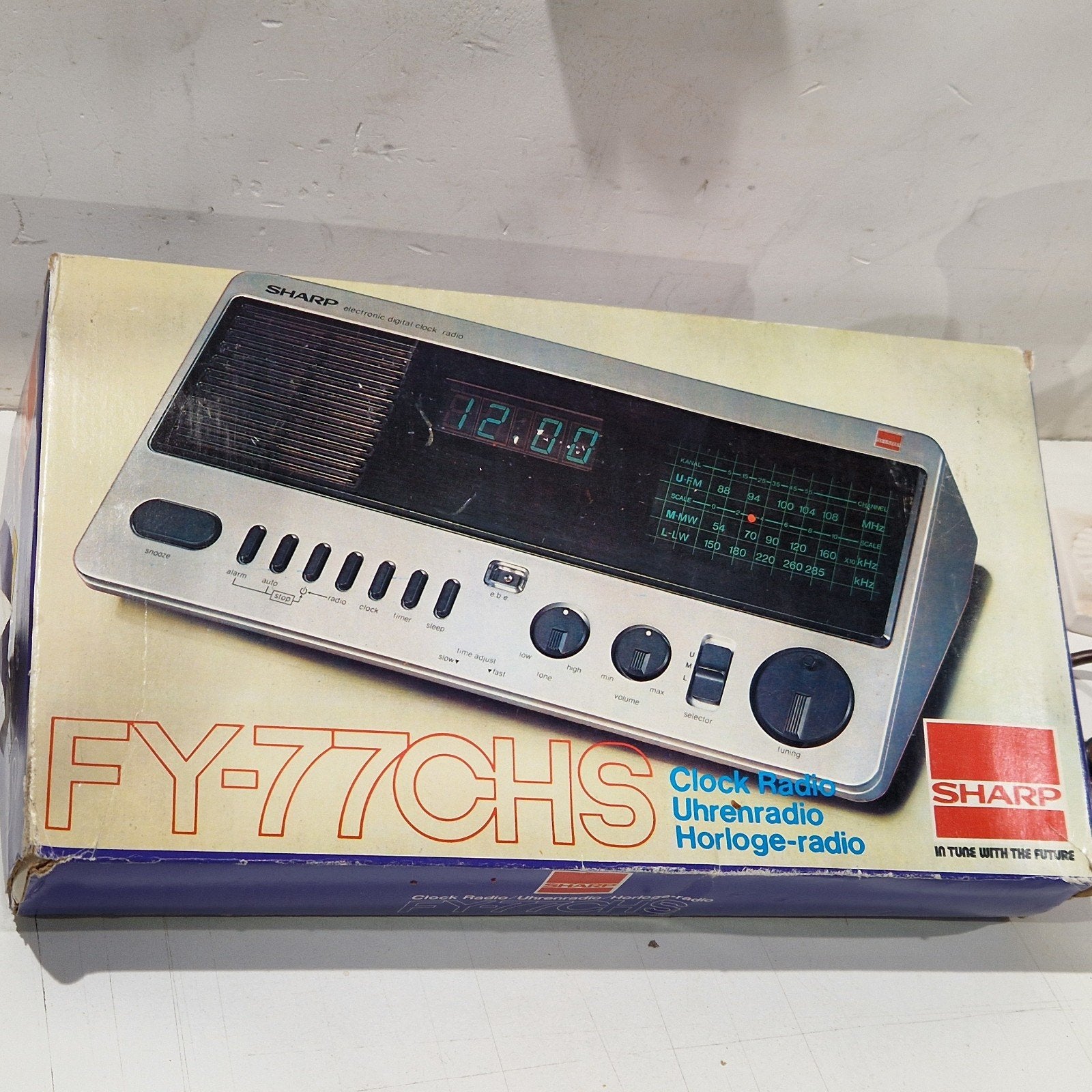 Vintage Sharp FY-77CHS FM digitale wekkerradio , new old sto, TV, Hi-fi & Vidéo, Radios, Enlèvement ou Envoi