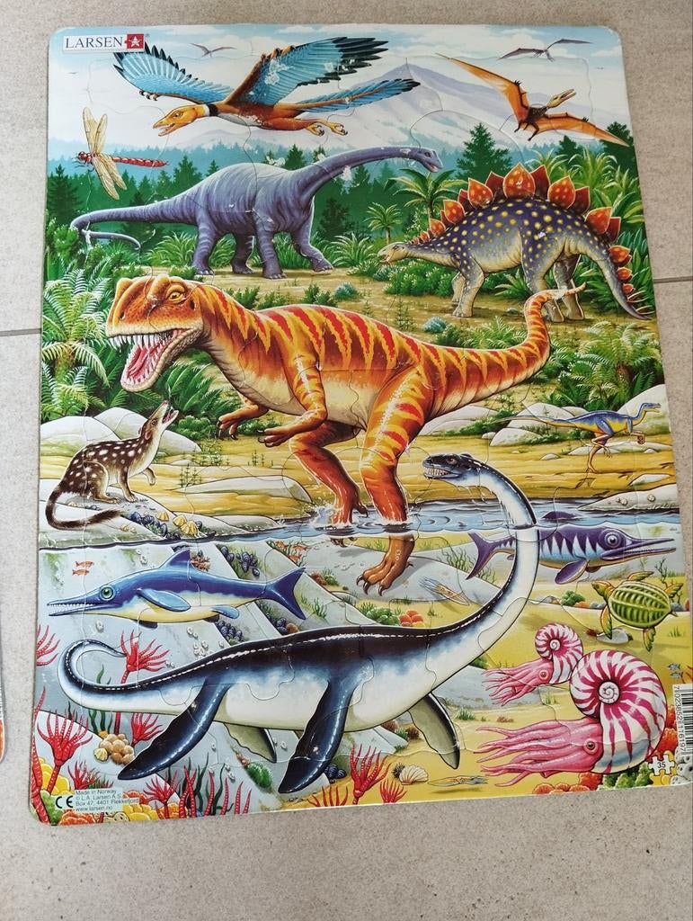 Puzzel dino's, Ophalen
