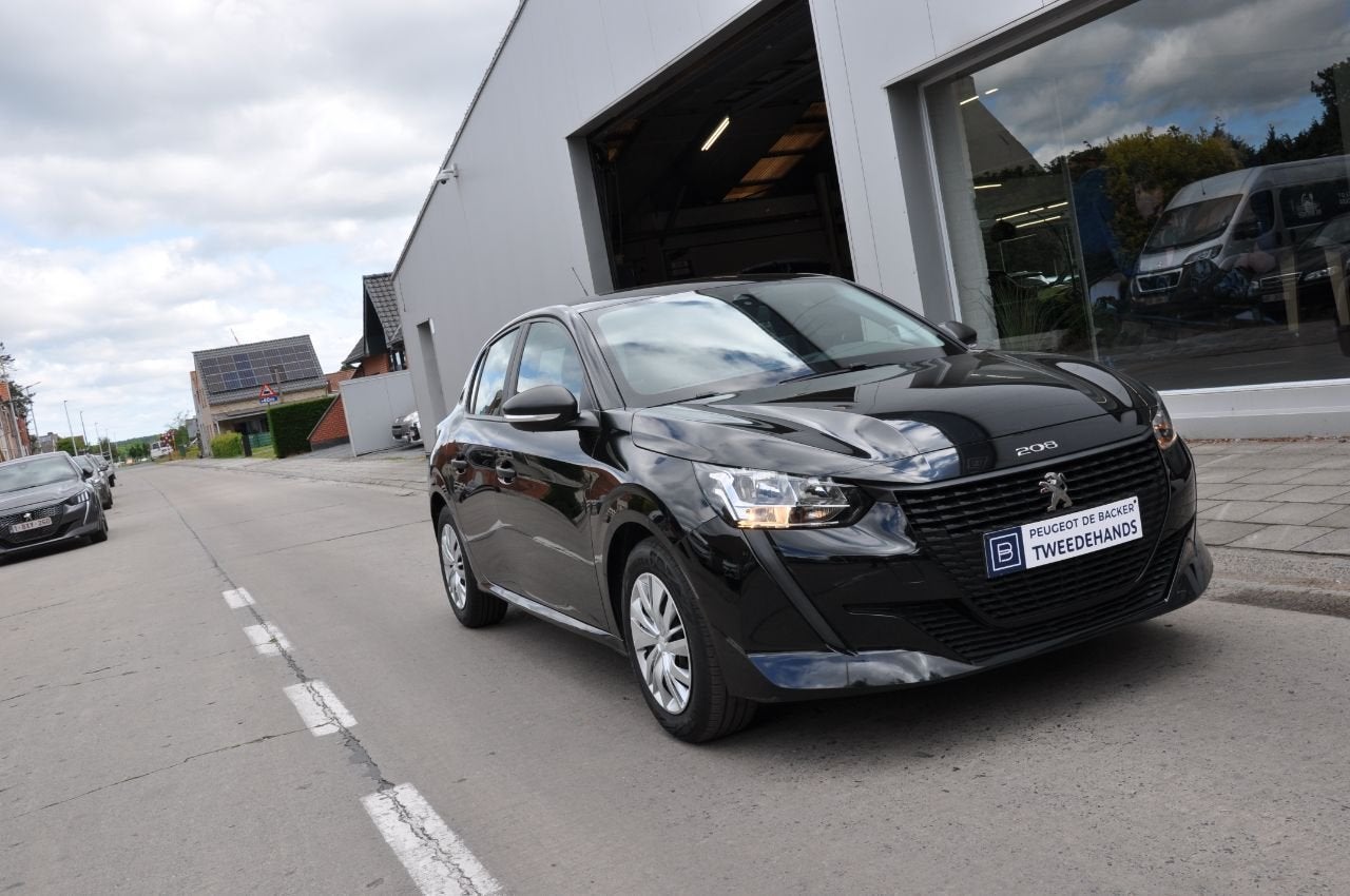 Peugeot 208 Like * car play * Airco * (bj 2020), Auto's, Voorwielaandrijving, Stof, Euro 6, 1199 cc