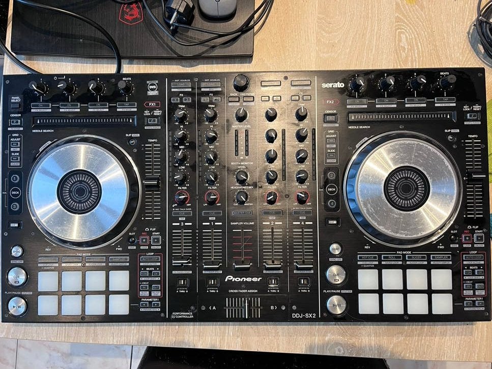 Table de mixage Pionner, Enlèvement, Utilisé, Moins de 5 canaux, Entrée micro