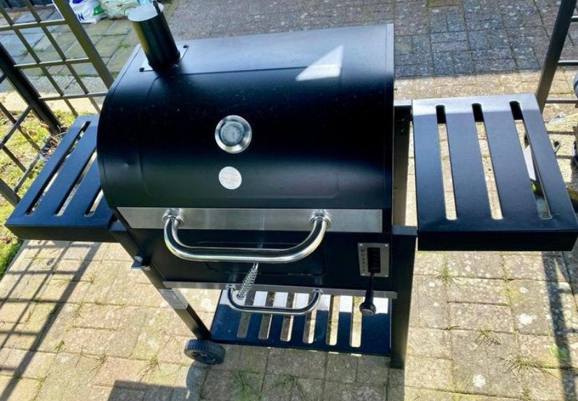 Amerikaanse houtskoolbarbecue, Jardin & Terrasse, Barbecues au charbon de bois, Enlèvement, Comme neuf, Avec accessoires
