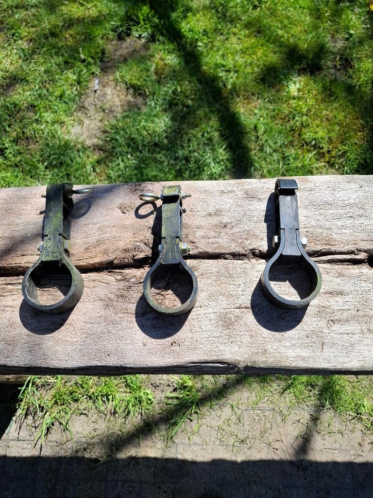 Bevestiginsbeugels voor linten/draad weideafspanning., Dieren en Toebehoren, Stalling en Weidegang, Accessoires