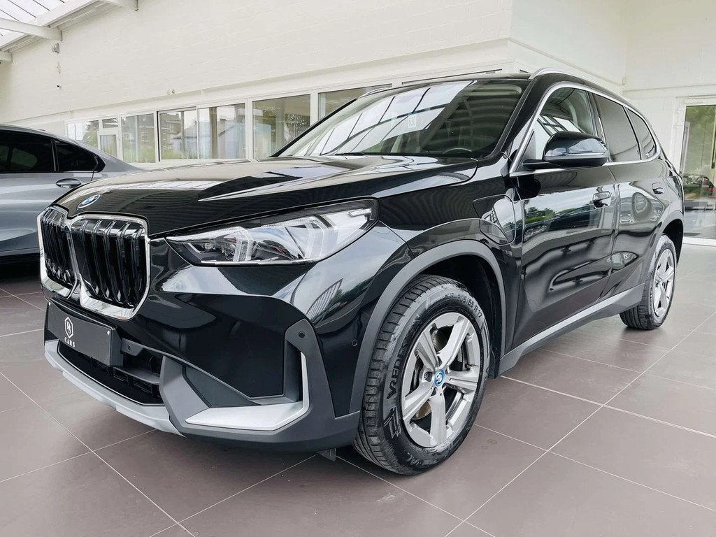 BMW X1 1.5iA * GARANTIE + CUIR + LED + GPS PRO * (bj 2024), Auto's, BMW, Bedrijf, Te koop, X1, ABS, Airbags, Airconditioning, Android Auto