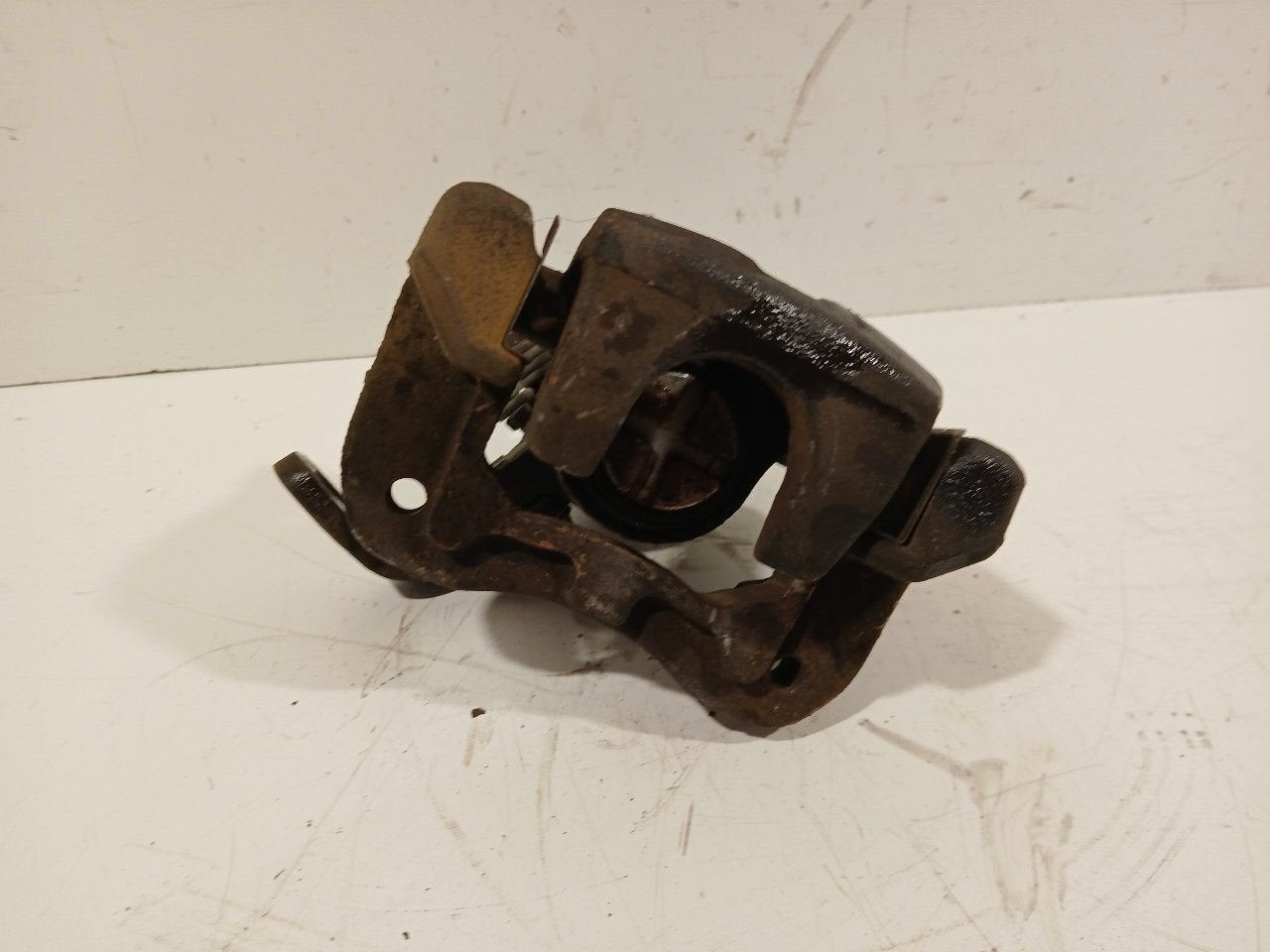 Remklauw rechts achter Honda Jazz, Onderdelen@venauto.nl, Gebruikt, Ettenseweg 76, 4706 PB Roosendaal, The Netherlands, Herkomst onderdeel bekend