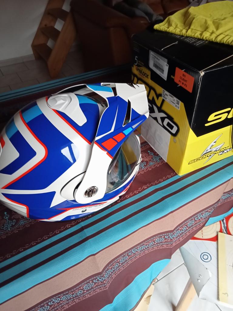 Casque Neuf scorpion modulable  taille M, Enlèvement, M