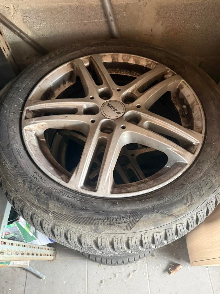 4x sportvelgen toyota auris 2012, Auto-onderdelen, Banden en Velgen, Ophalen, Gebruikt, 16 inch, Band(en)