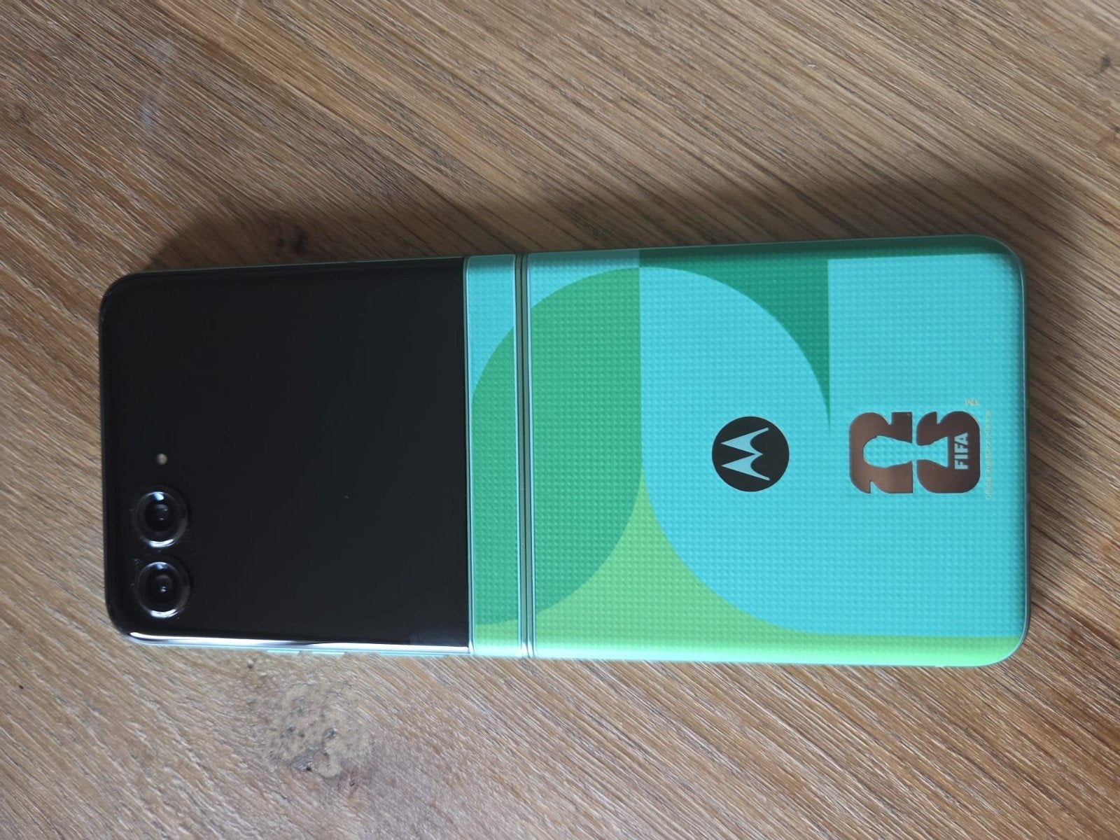 Motorola Razr a collecté l'édition de la Coupe du monde 2026, Télécoms, Téléphonie mobile | Motorola, Enlèvement