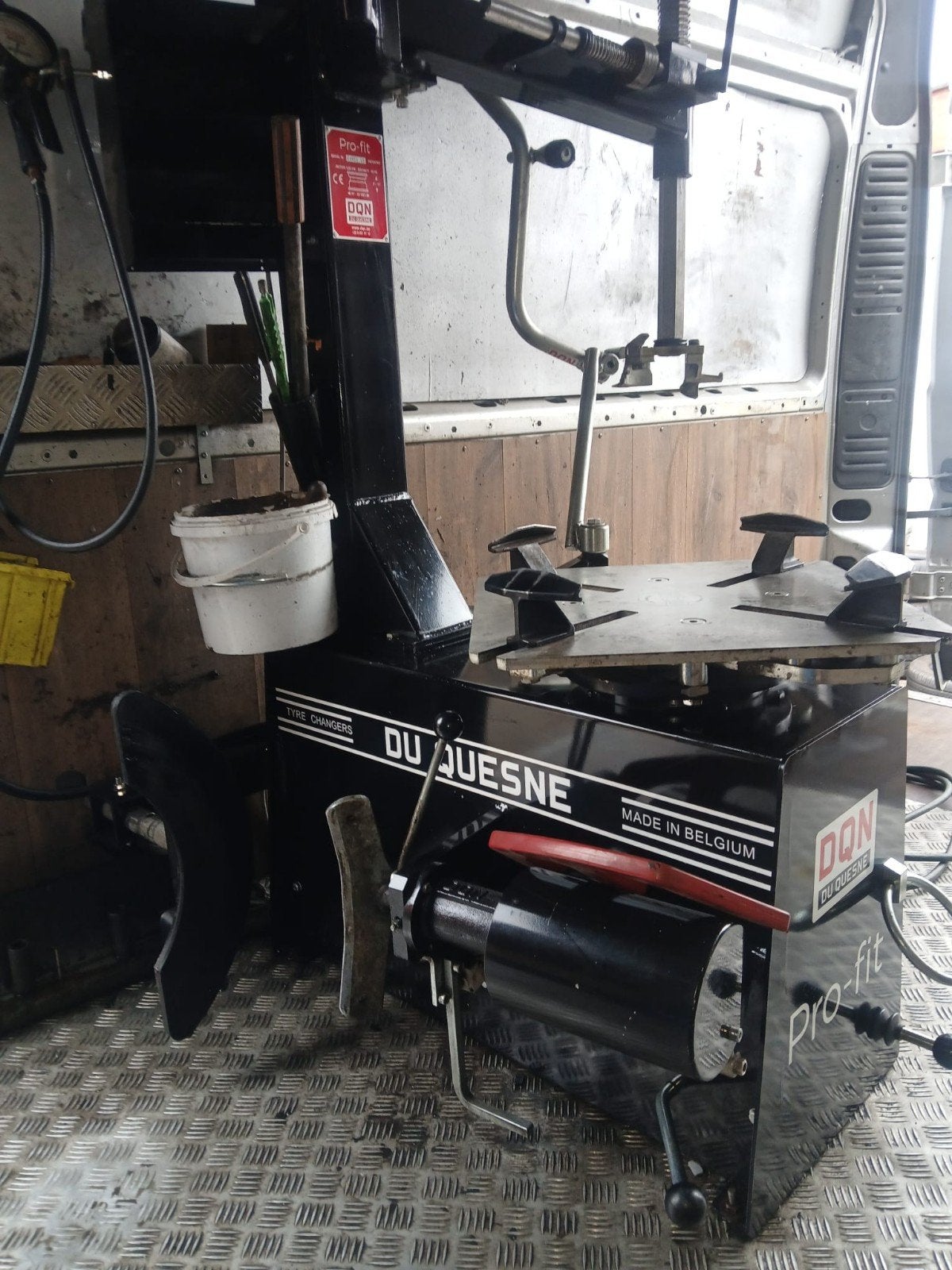 Du queeste pro fit 1 jaar oud en Hofman balanceermachine, Auto diversen, Ophalen, Zo goed als nieuw