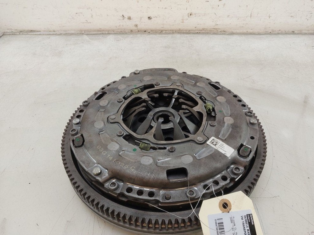 VLIEGWIEL DUBBELE MASSA ABS Transporter T6 (|04L105266AK|), Gebruikt, Volkswagen