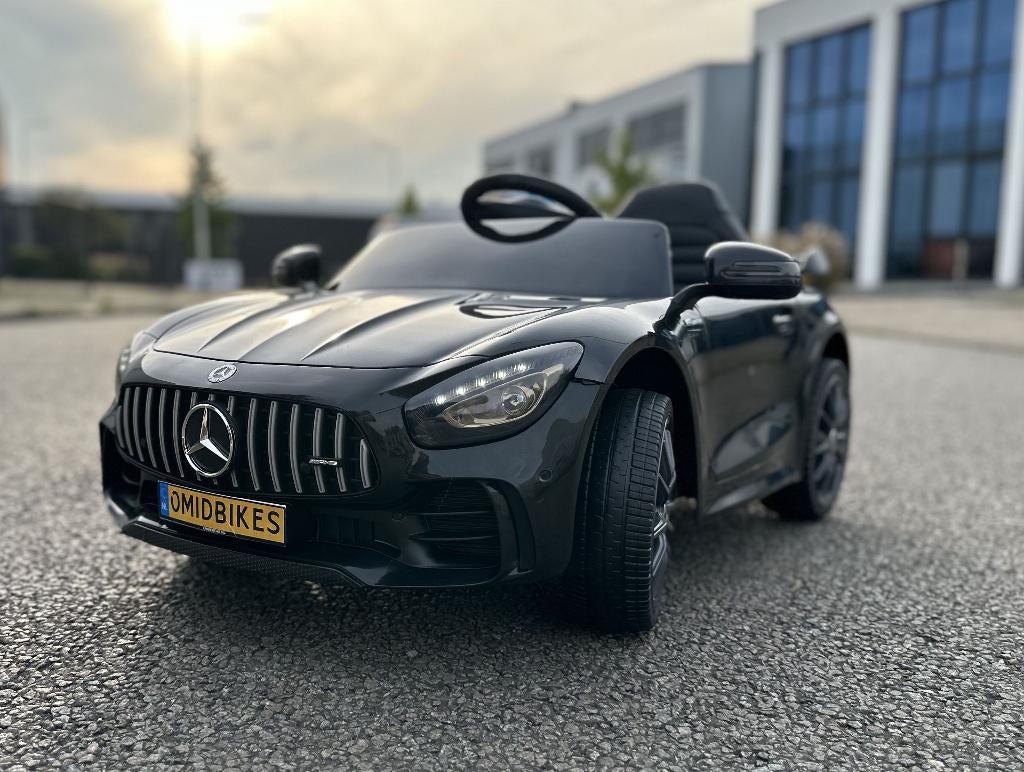 Mercedes GT-R AMG zwart 12V RC / Leder / Rubberban, MP3 AUX, Ophalen of Verzenden, Nieuw