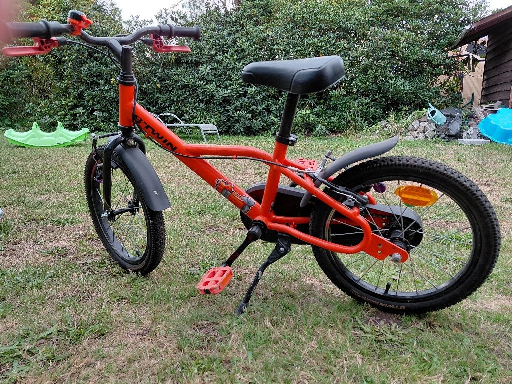 kinderfiets 16 inch, Fietsen en Brommers, Ophalen, Gebruikt, Velgrem, B-TWIN