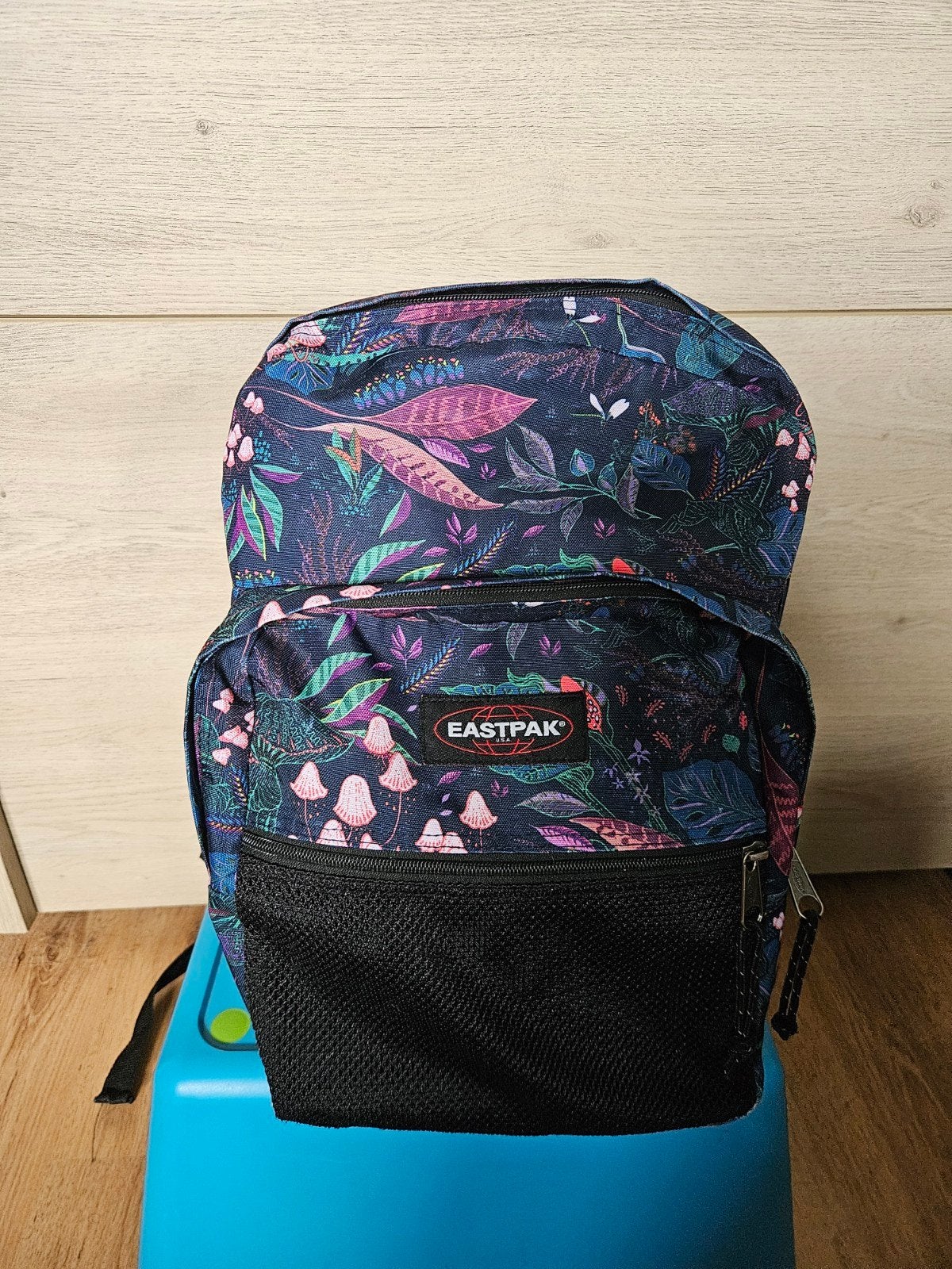 Eastpack Pinnacle run rabbit, Handtassen en Accessoires, Tassen | Schooltassen, Ophalen of Verzenden, Gebruikt, Rugtas