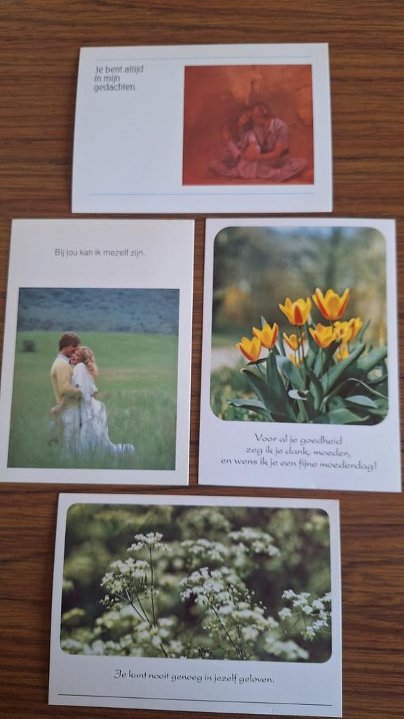 Set van 4 postkaarten met wensen.
Houtland Brugge, Ophalen of Verzenden, 1960 tot 1980, Ongelopen, Feest(dag)