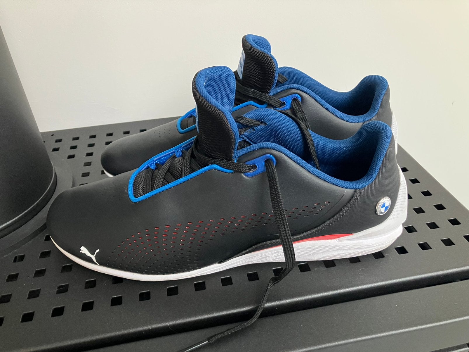 Nouvelles baskets avec logo BMW, Enlèvement, Neuf, Vêtements