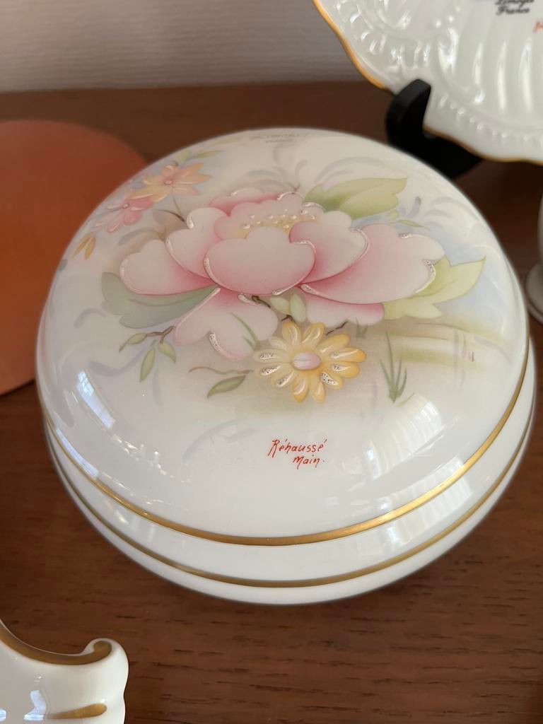 Limoges bonbonnière, Enlèvement