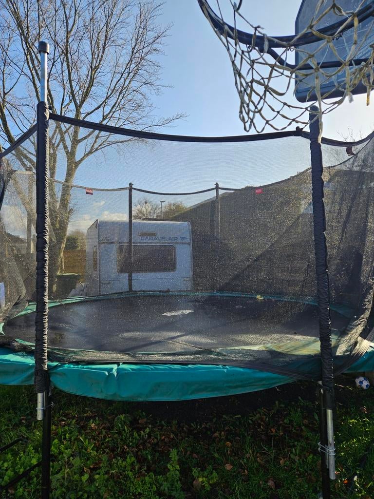 Trampoline Berg goede staat, Kinderen en Baby's, Speelgoed | Buiten | Trampolines, Ophalen
