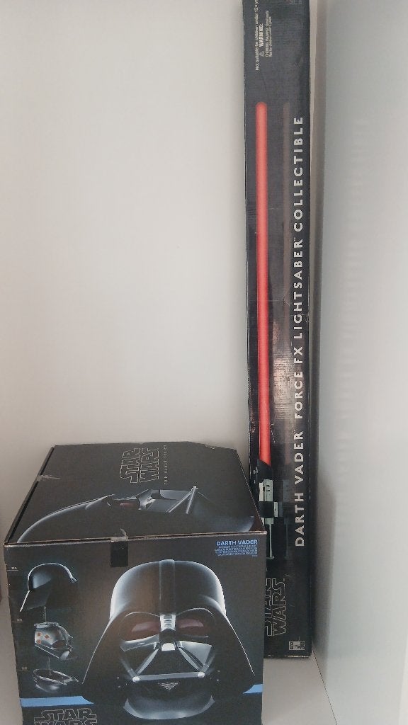 Star wars light saber en helm darth vader, Verzamelen, Star Wars, Ophalen, Zo goed als nieuw, Replica